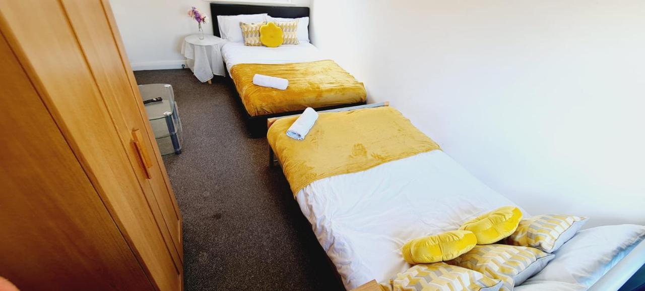 Browning House Bedrooms I Long Or Short Stay I Special Rate Available Ντέρμπι Εξωτερικό φωτογραφία